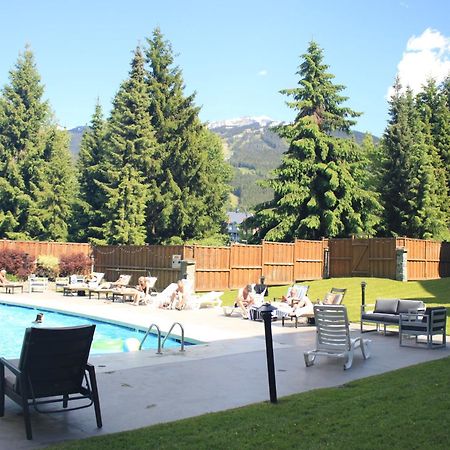 Spring Summer Special Cascade Lodge Suite Wifi 2 Hot Tubs Pool Gym Sauna Ski & Bike Storage Room Whistler Buitenkant foto
