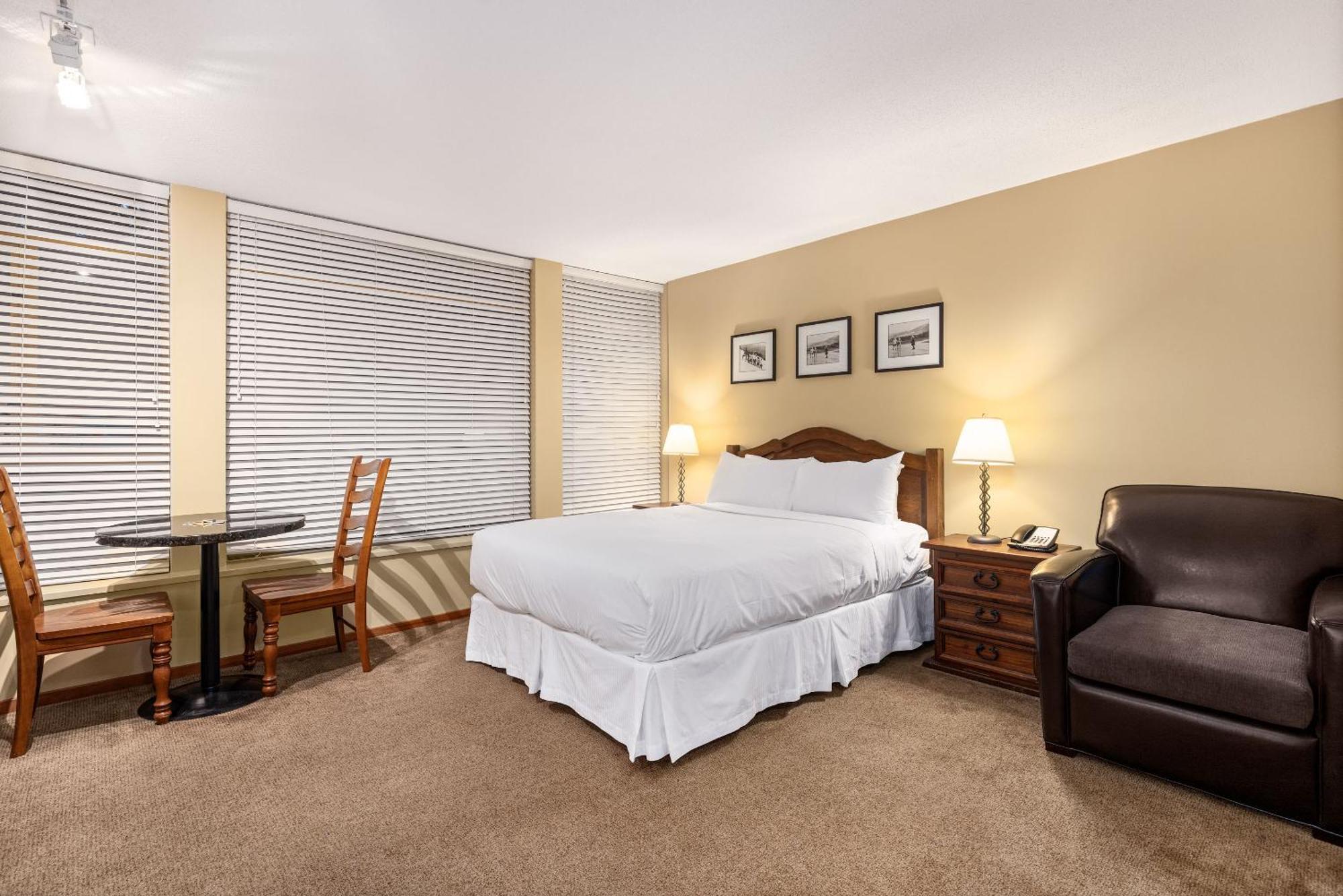 Spring Summer Special Cascade Lodge Suite Wifi 2 Hot Tubs Pool Gym Sauna Ski & Bike Storage Room Whistler Buitenkant foto
